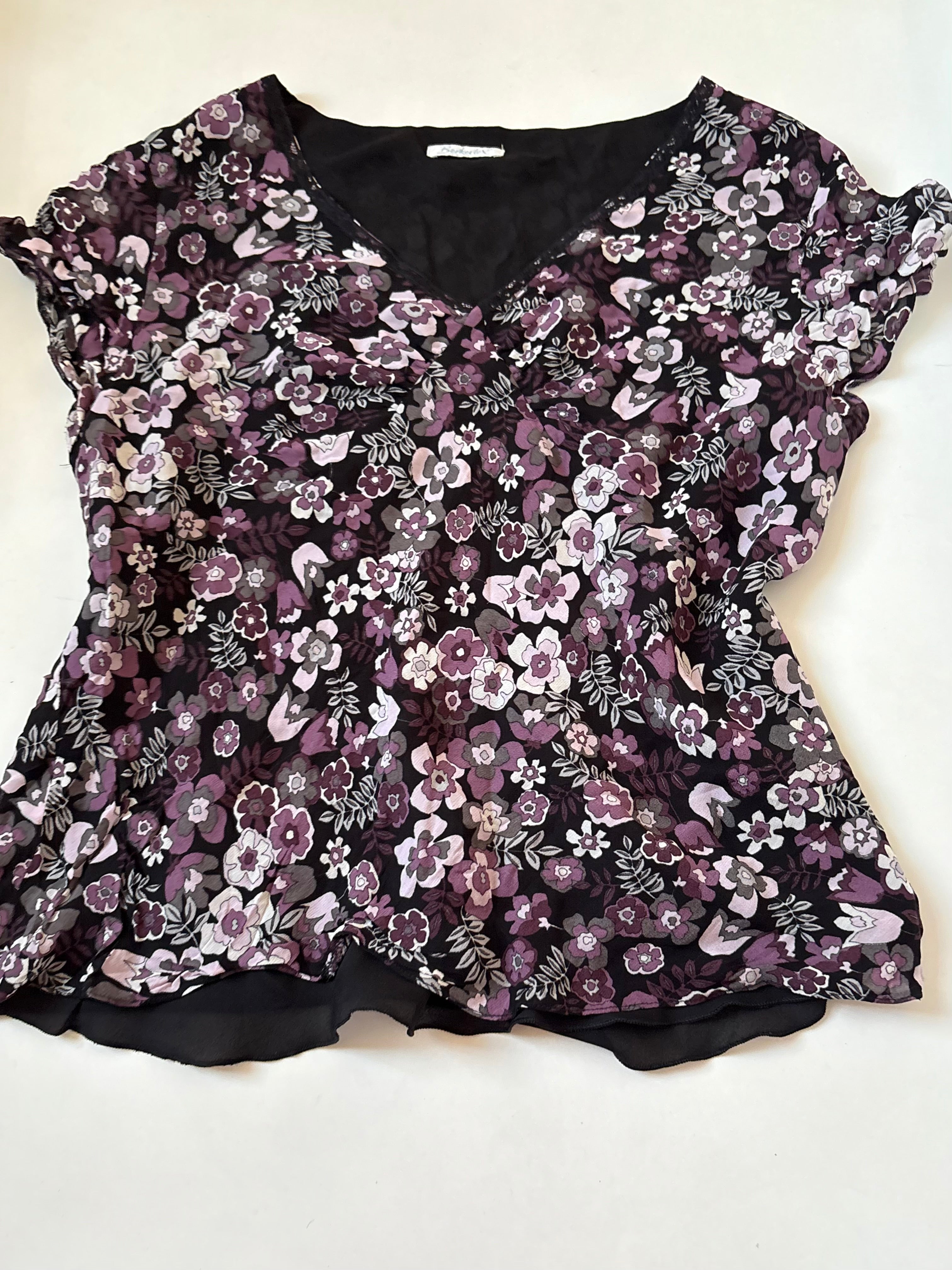 V neck flower top(46-50inch)