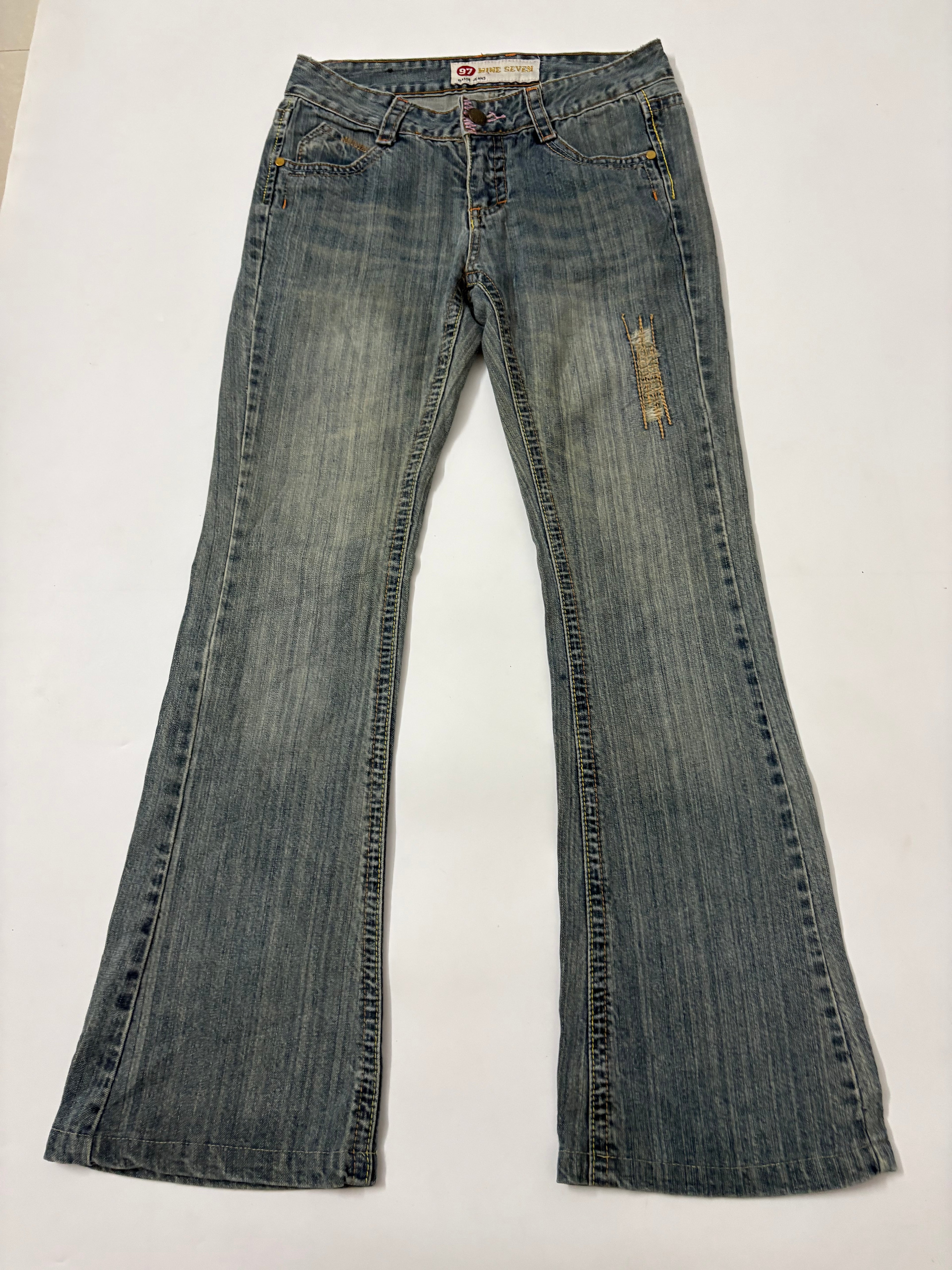 9 7 back pocket embroidered low rise jeans (30inch)