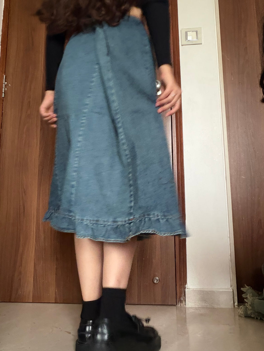 Beaded rose denim skirt(30-32 inch)