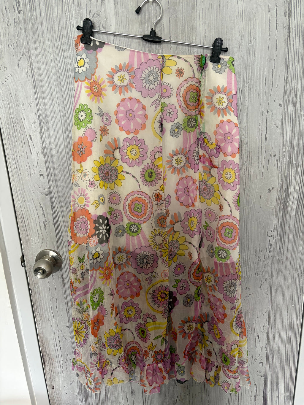 White colourful floral skirt(30 inch)