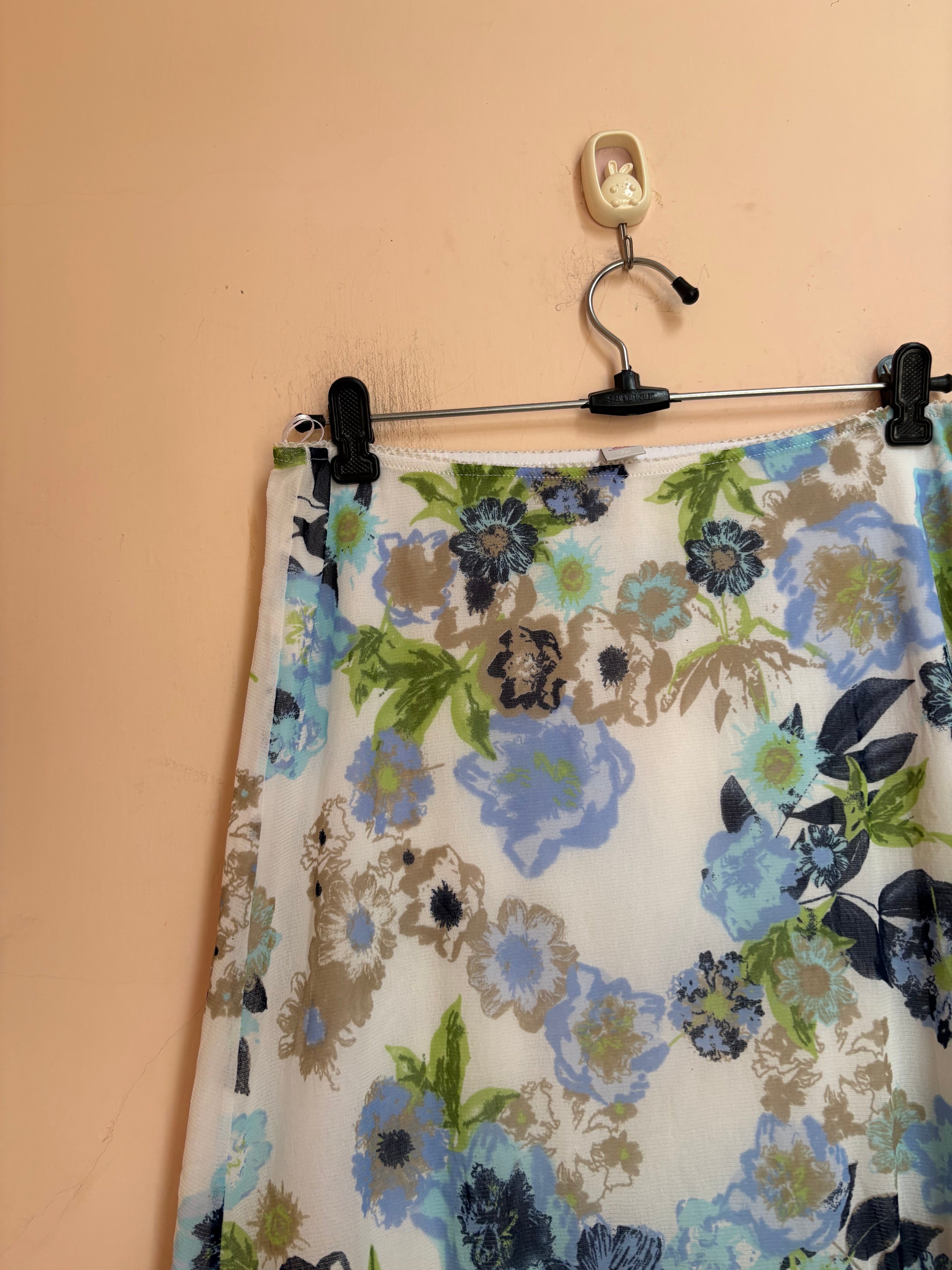 S.oliver white floral skirt(30-34 inch)