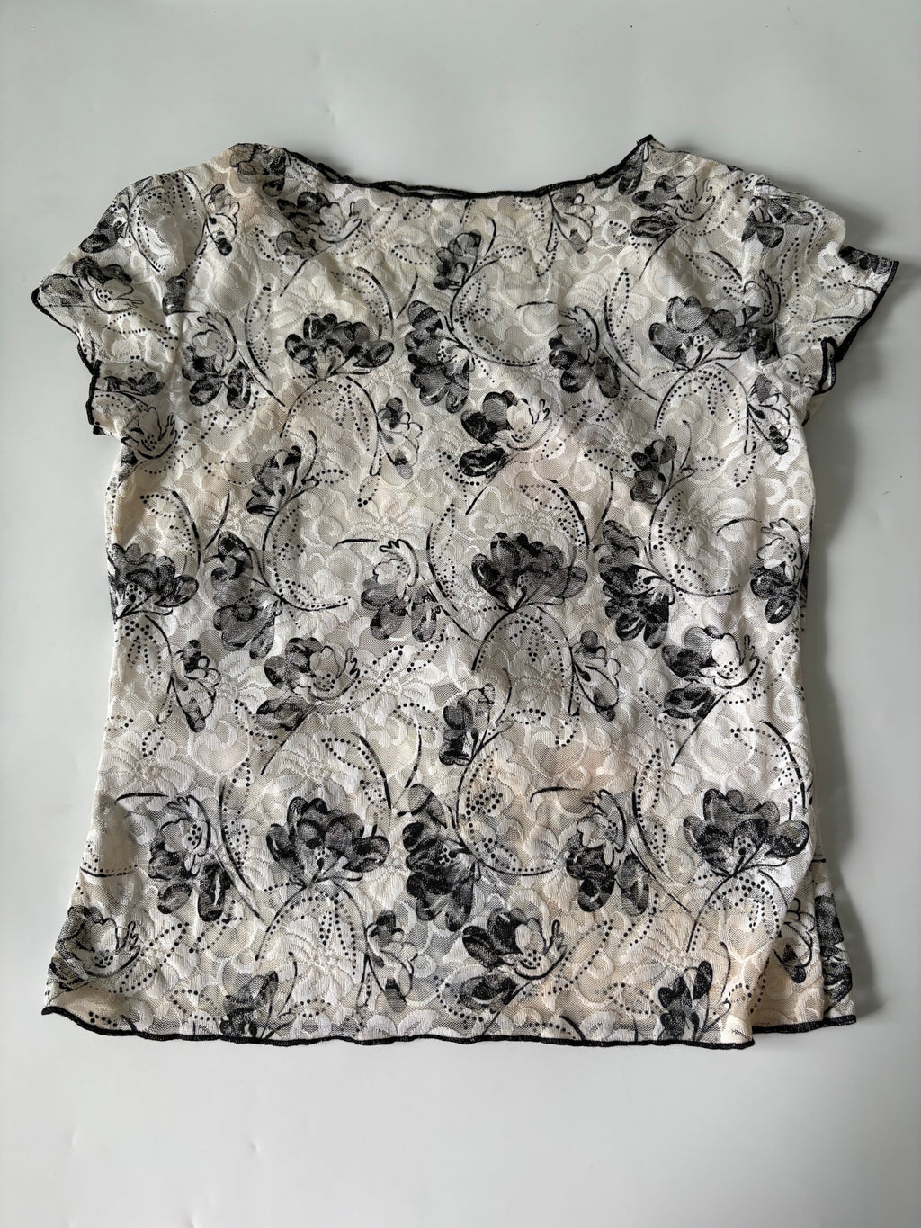 Black art white top(34-36 inch)