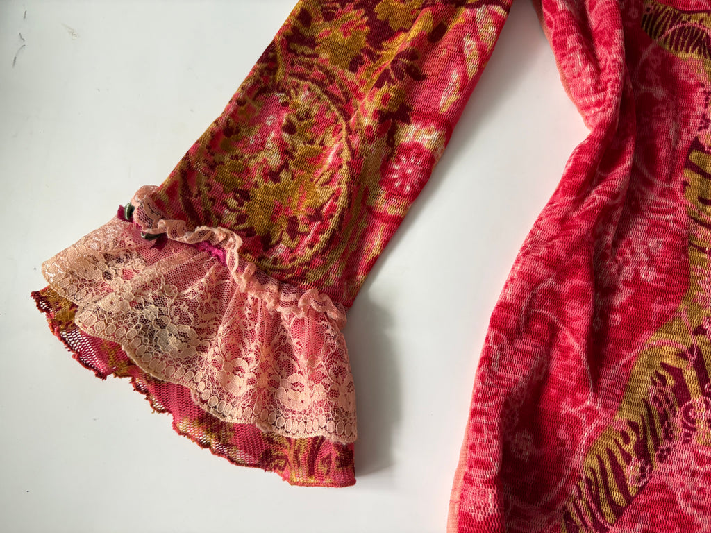 A9 Hot pink artistic top(