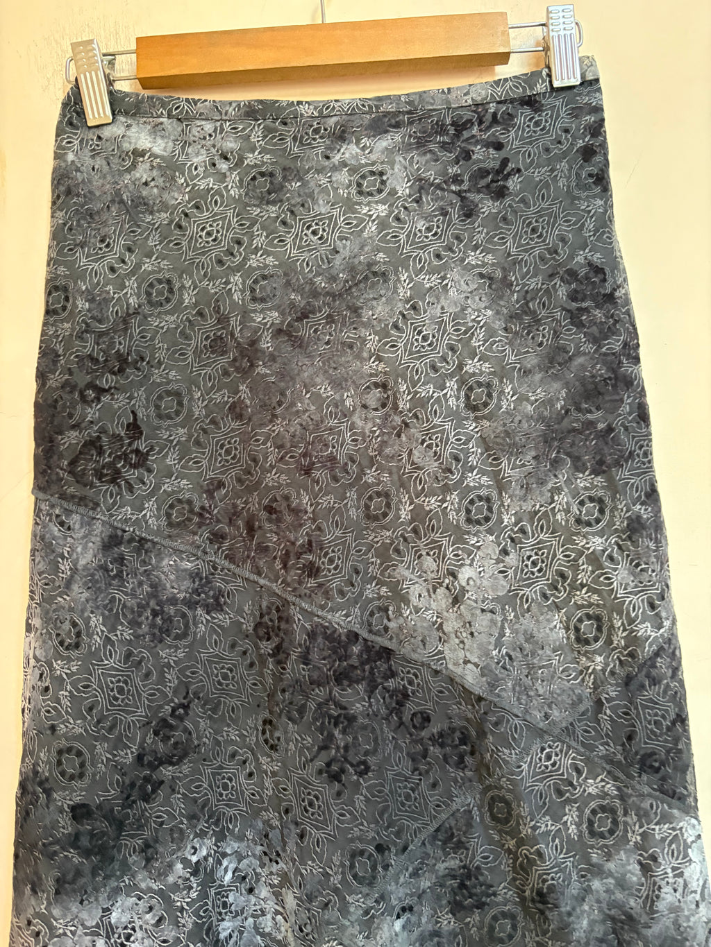 PER UNA grey floral skirt(30 inch)