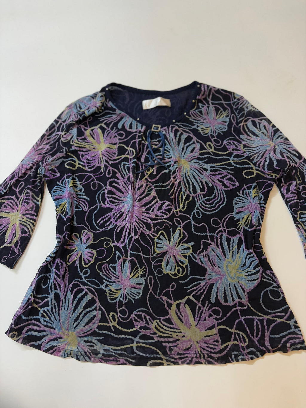Chia ying floral top(40-44 inch)
