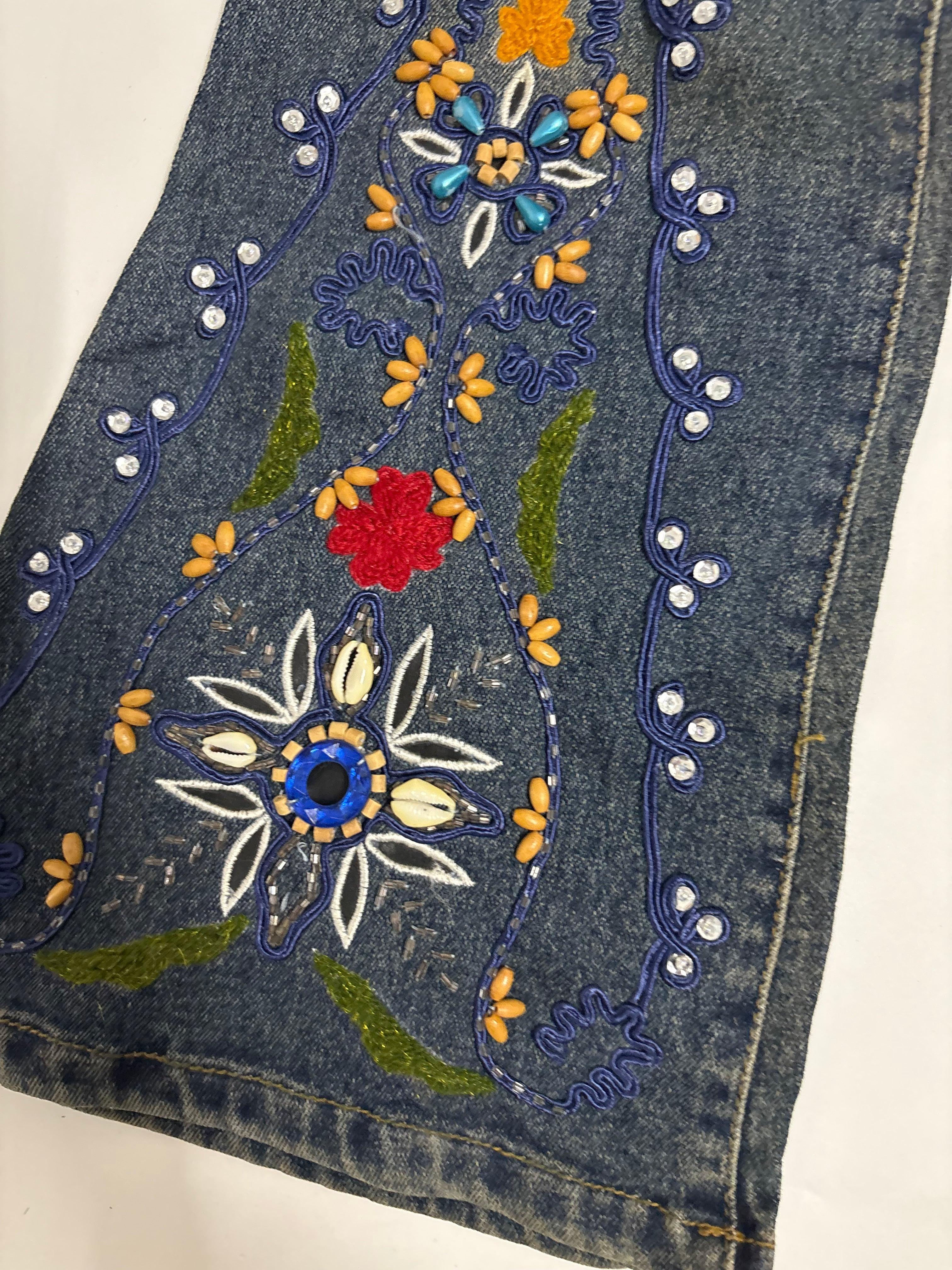 DW orbital blue beaded low rise jeans(30 inch)