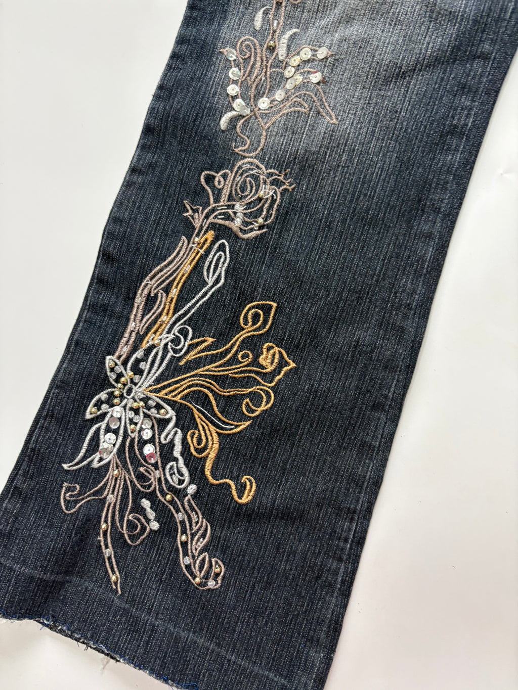 PASSIONTEX mid rise jeans floral beaded (30 inch)