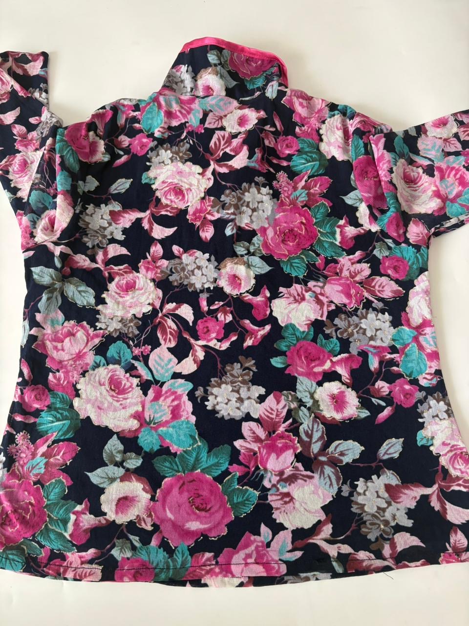 Jia horng floral shrug styled top(44-46 inch)