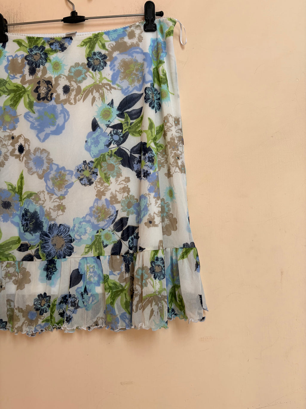S.oliver white floral skirt(30-34 inch)