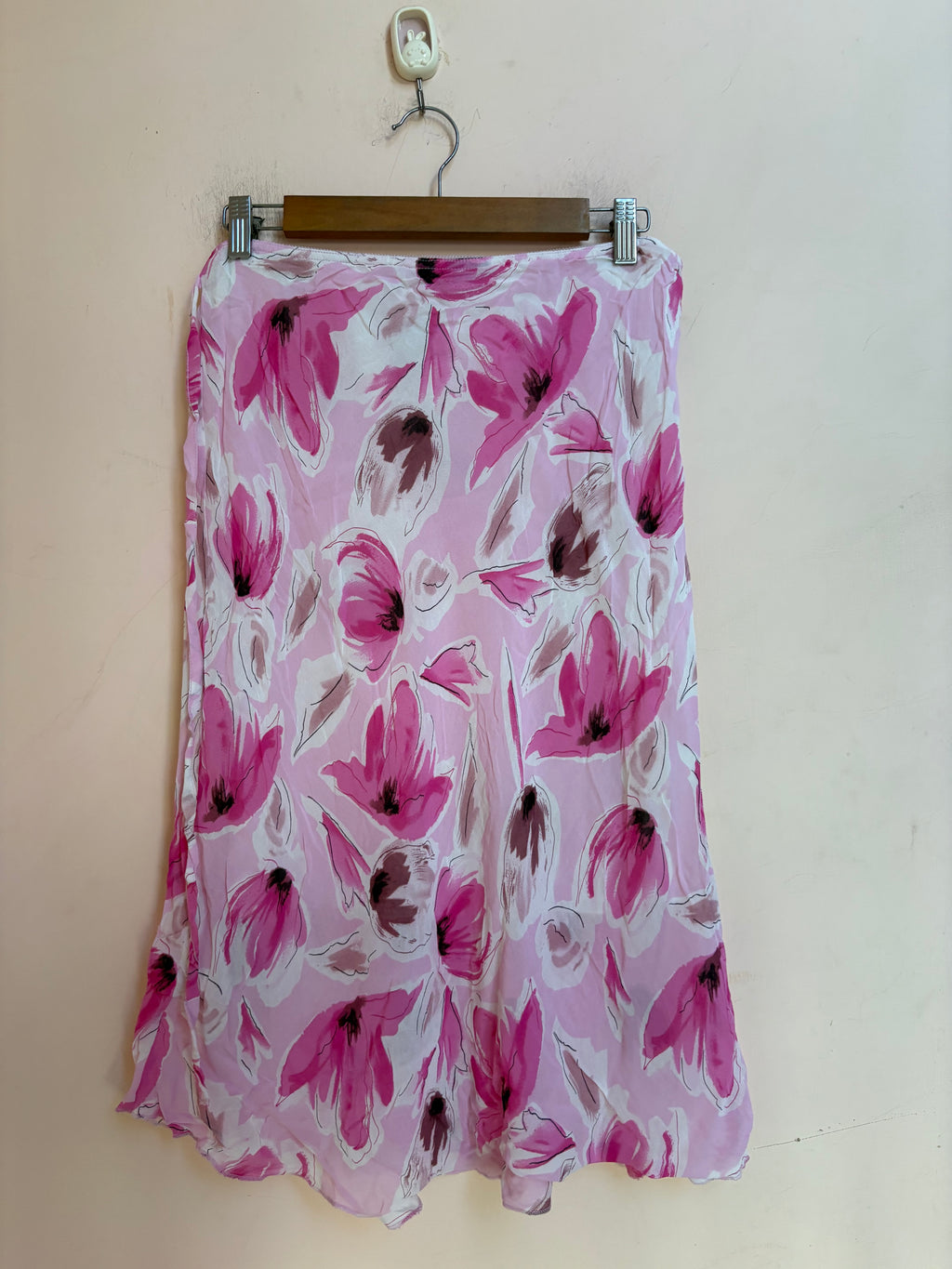 Blu motion pink floral skirt(32-36 inch)