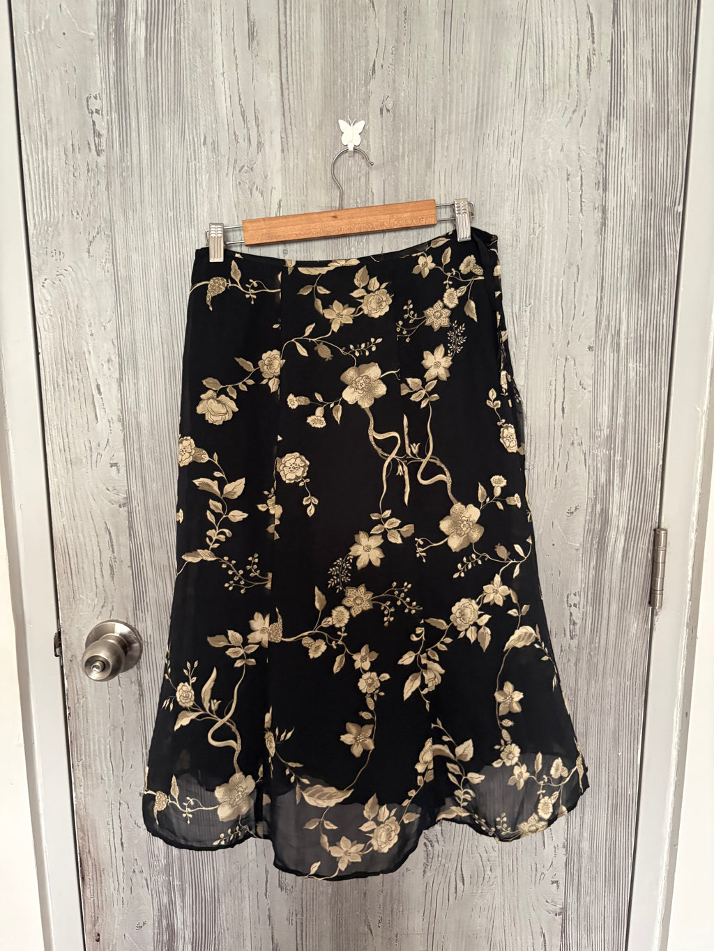 Golden floral black skirt(30 inch)