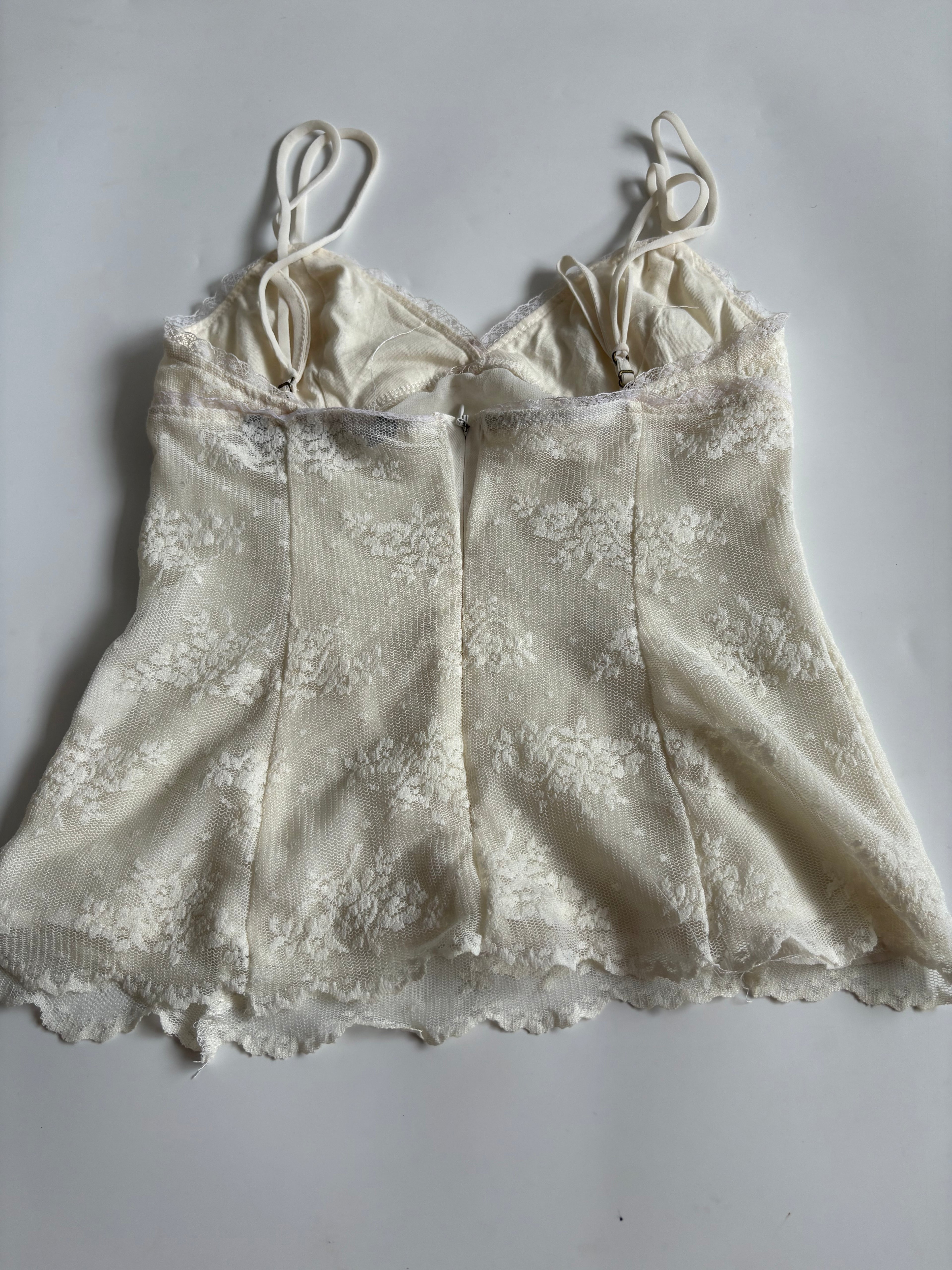 white cami top (30-32inch)