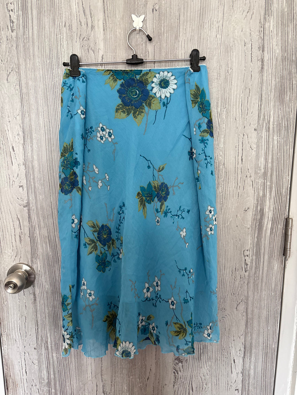 j'espere blue floral skirt ( 38-44inch)