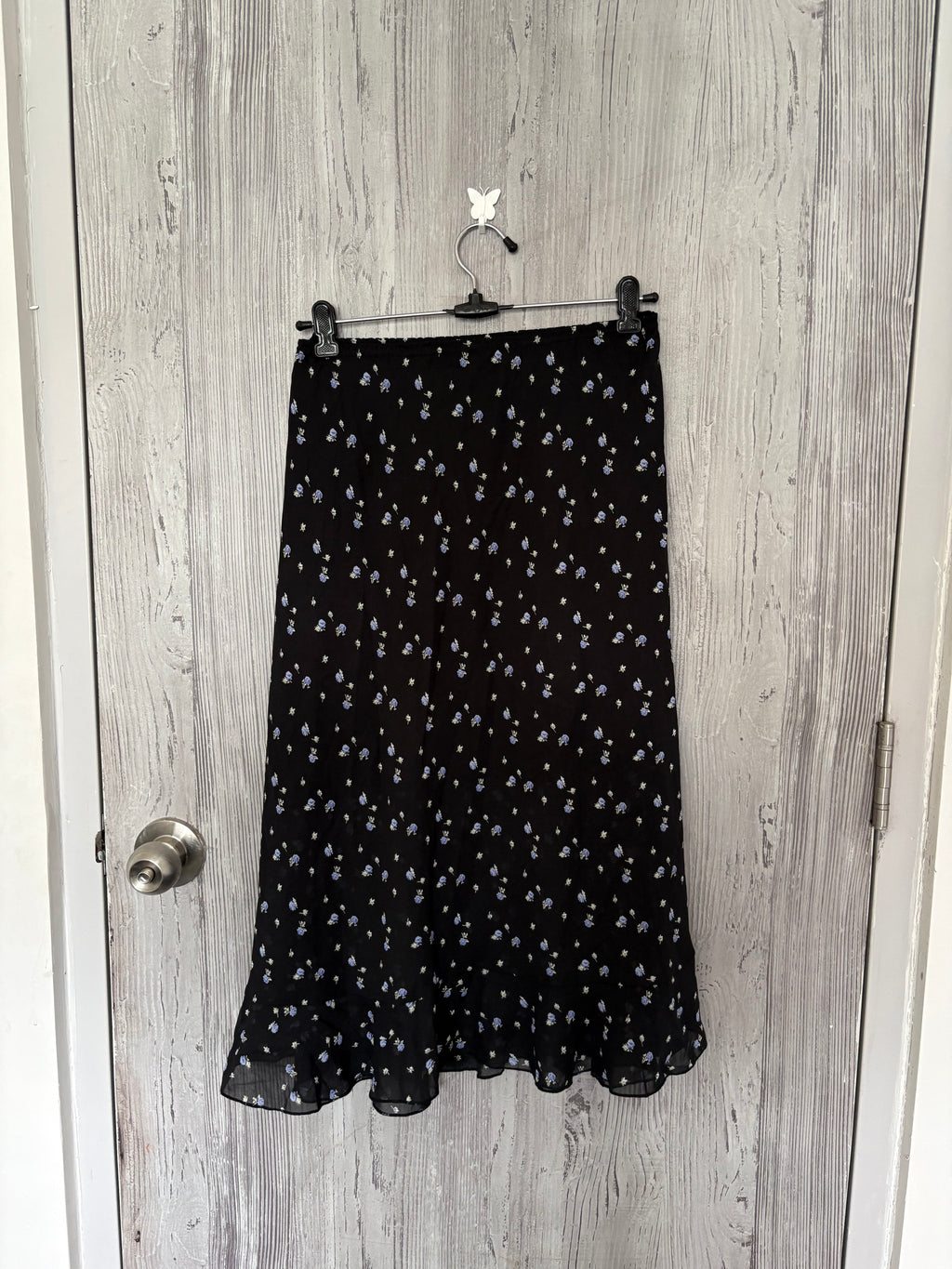 Floral black skirt(30-34 inch)