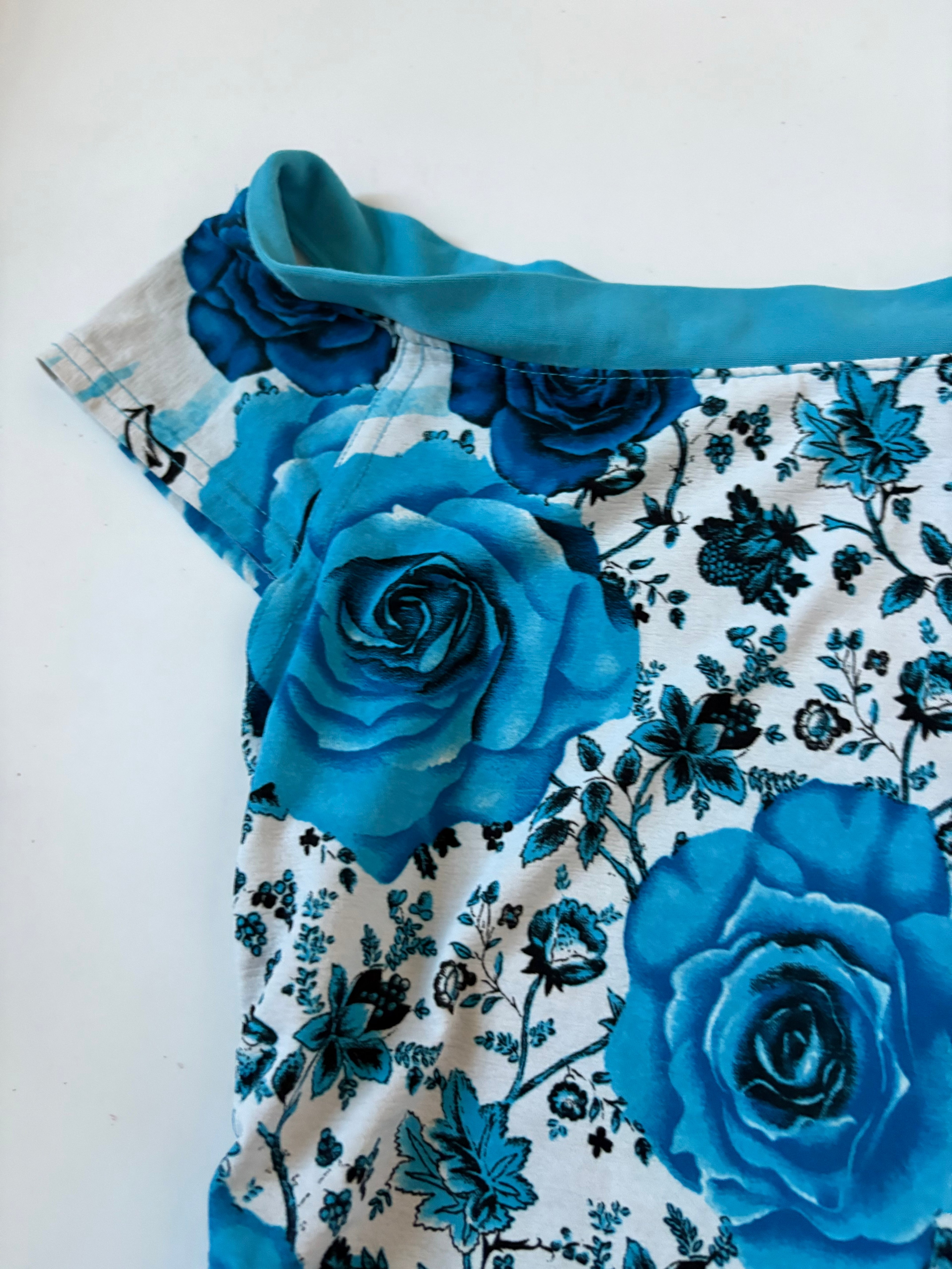 Kiah rose blue top(30-34inch)