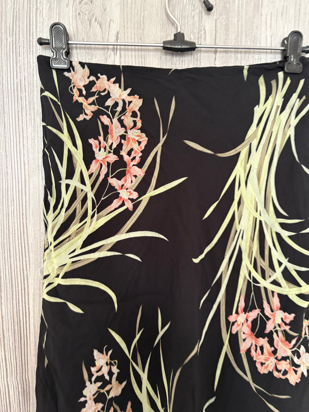LILY black floral skirt(30-34 inch)