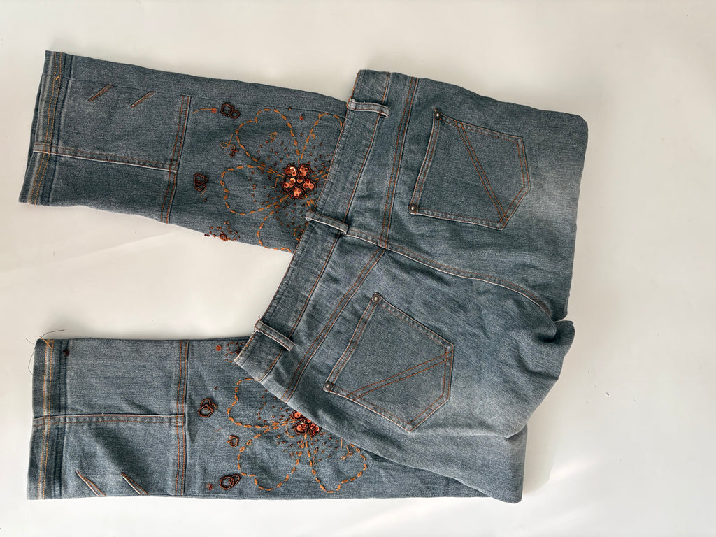 Beaded floral mid rise jeans(30inch)