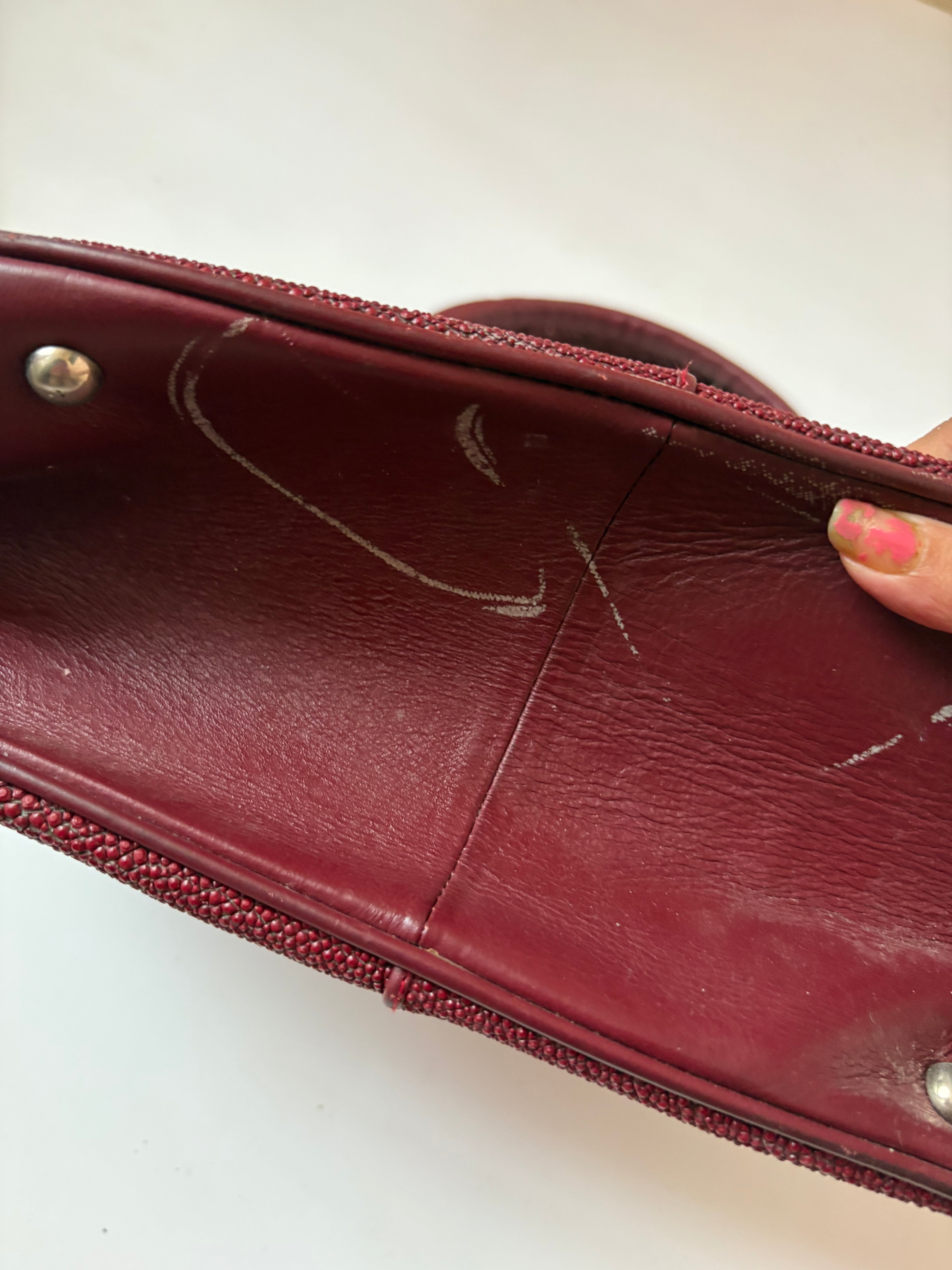 Maroon hand bag