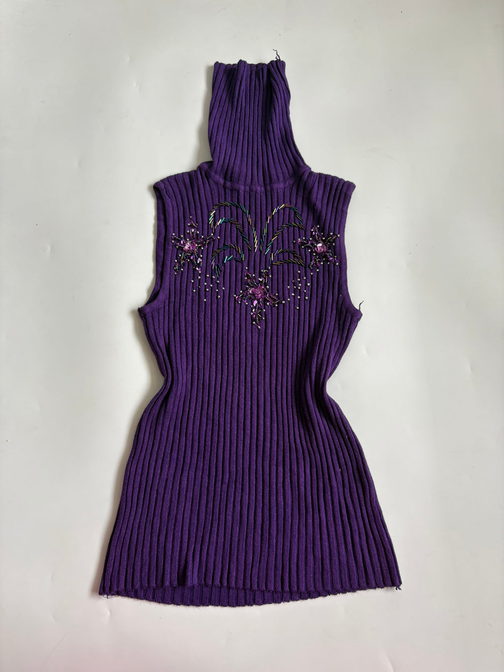 Beaded floral violet turtle neck top(28-30 inch)