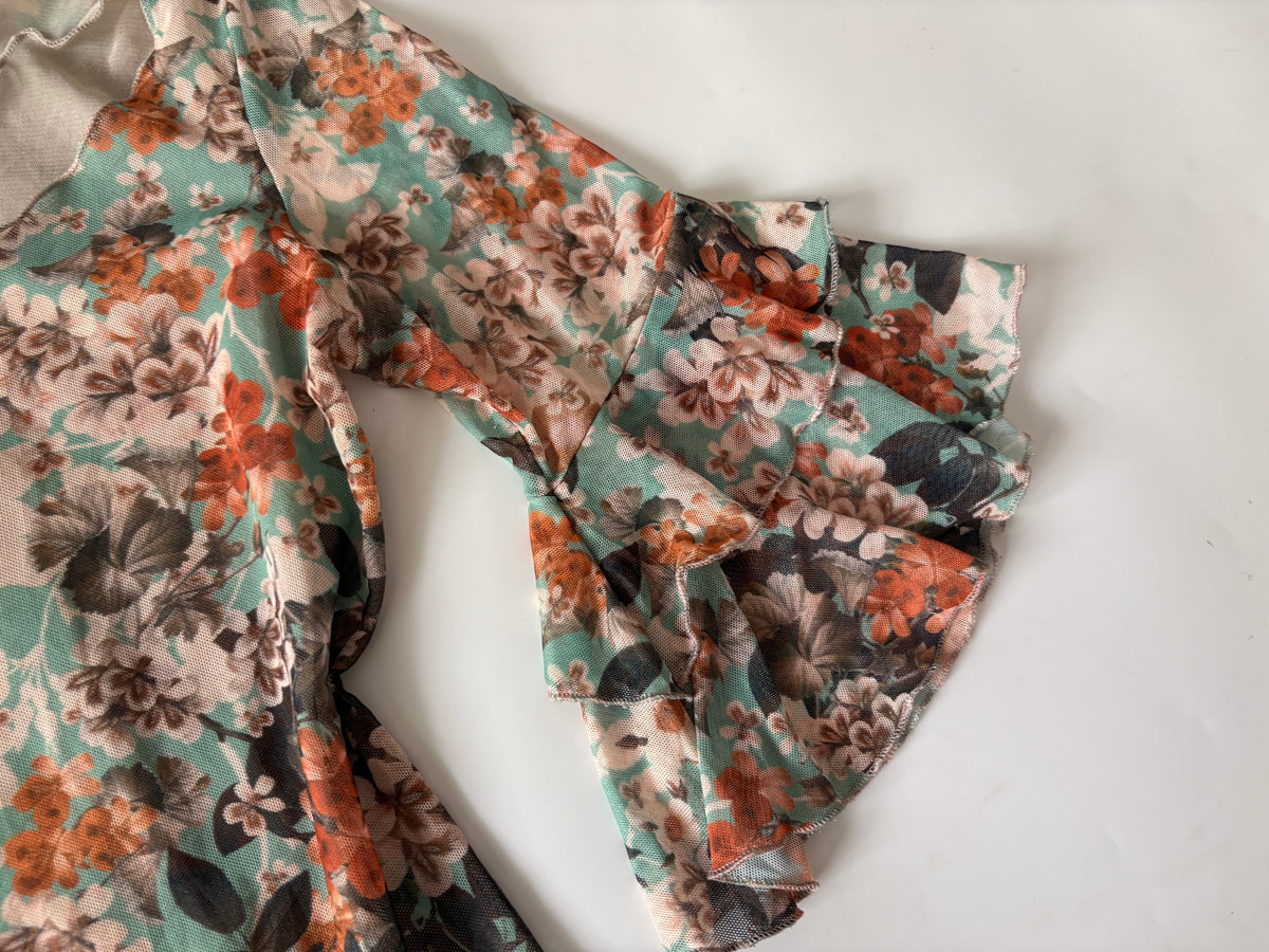 Talco floral top(32-34 inch