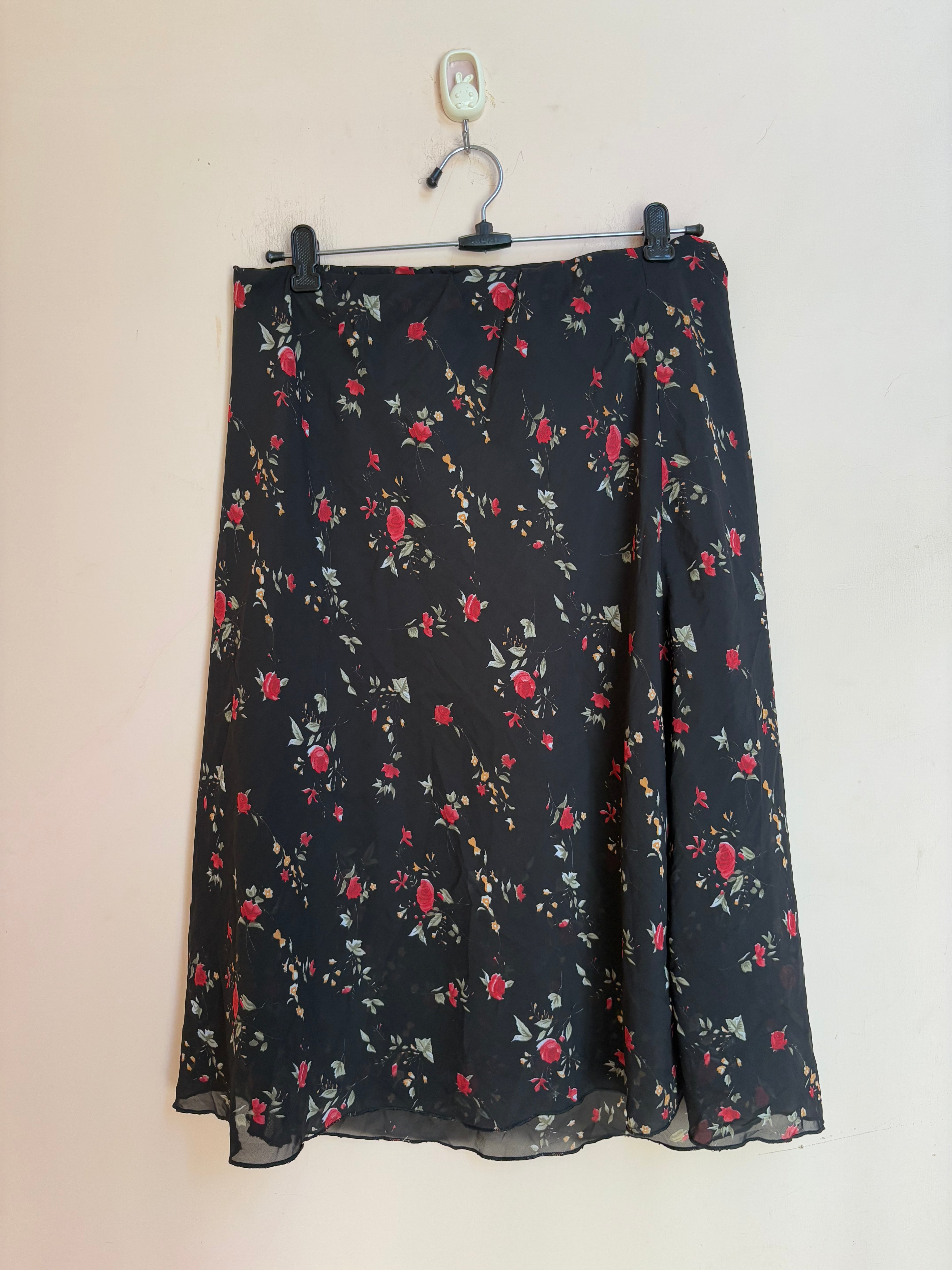 Black rose skirt(32-36inch)
