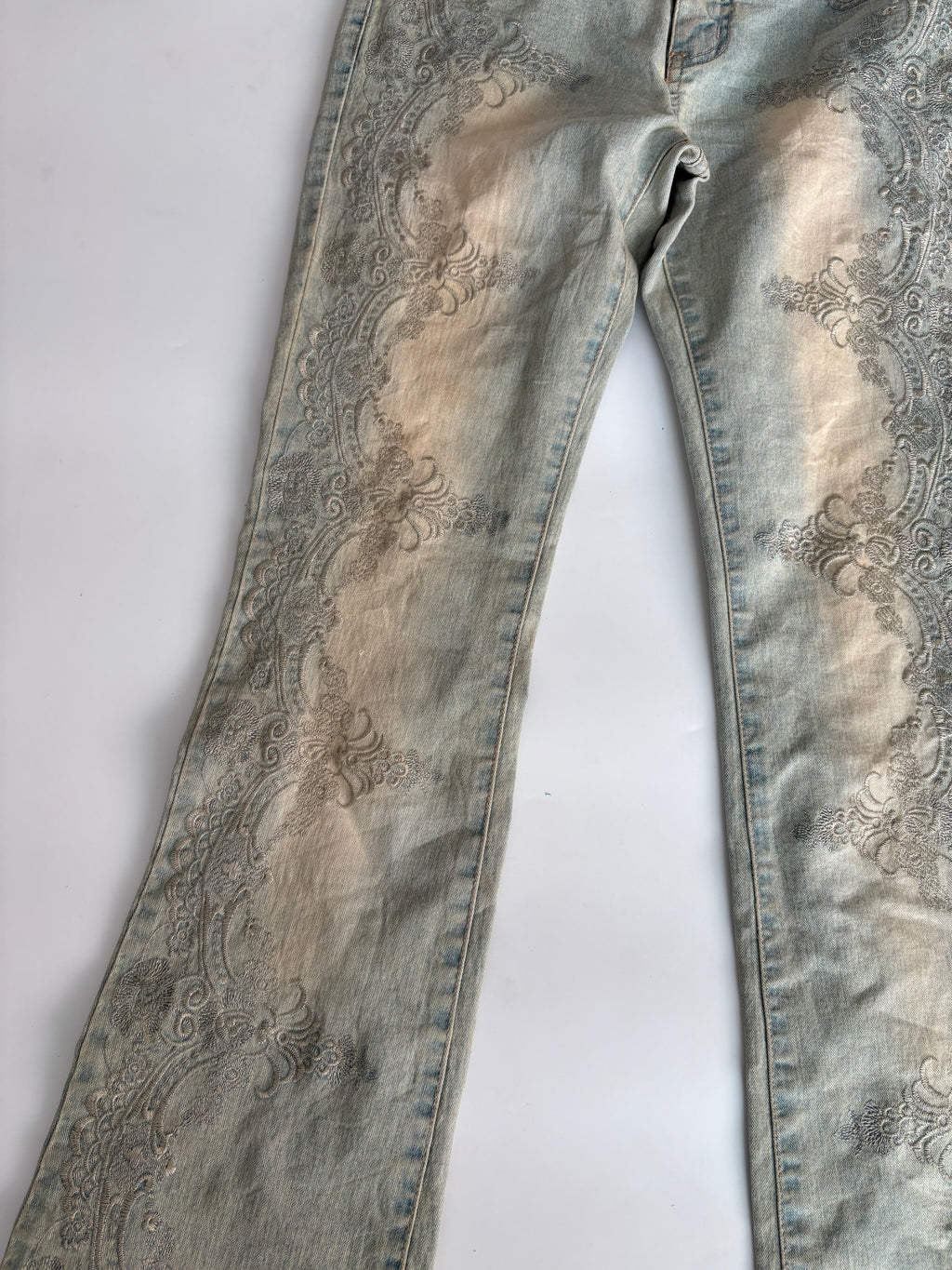De linjeans Embroidery floral low rise jeans(28 inch)