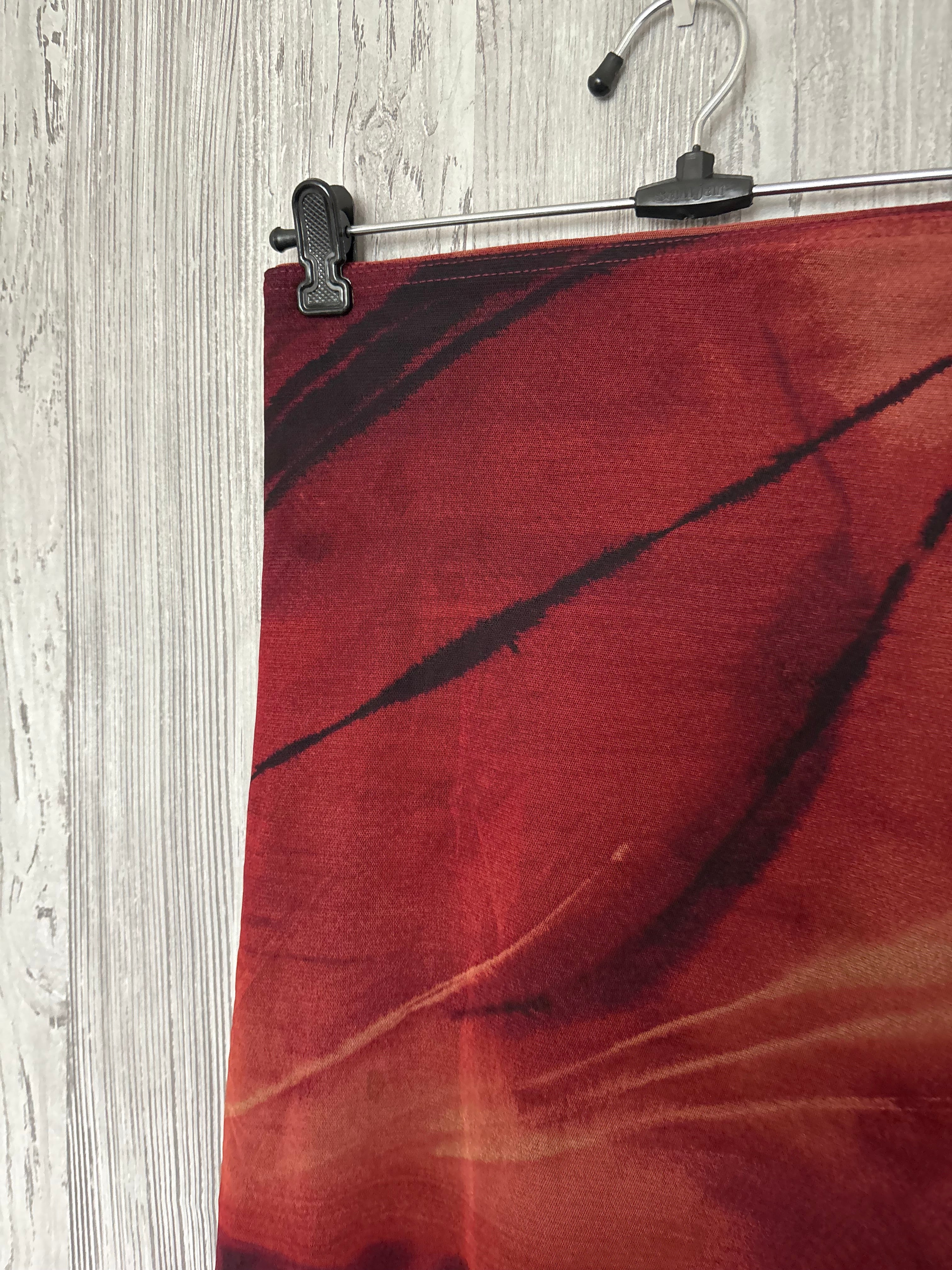 Maroon abstract printed skirt(34-38inch)