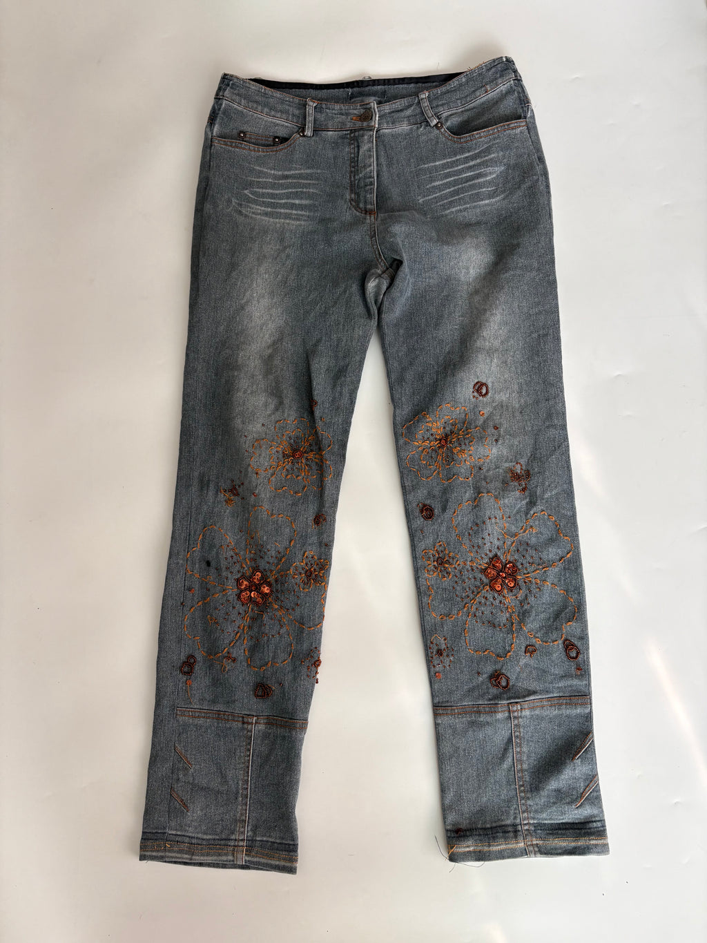 Beaded floral mid rise jeans(30inch)