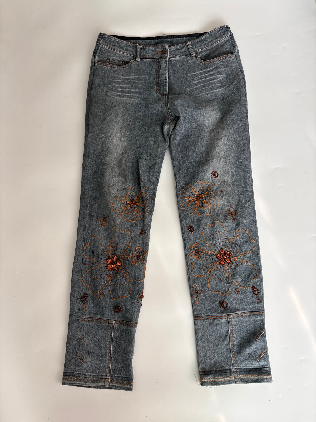 Beaded floral mid rise jeans(30inch)