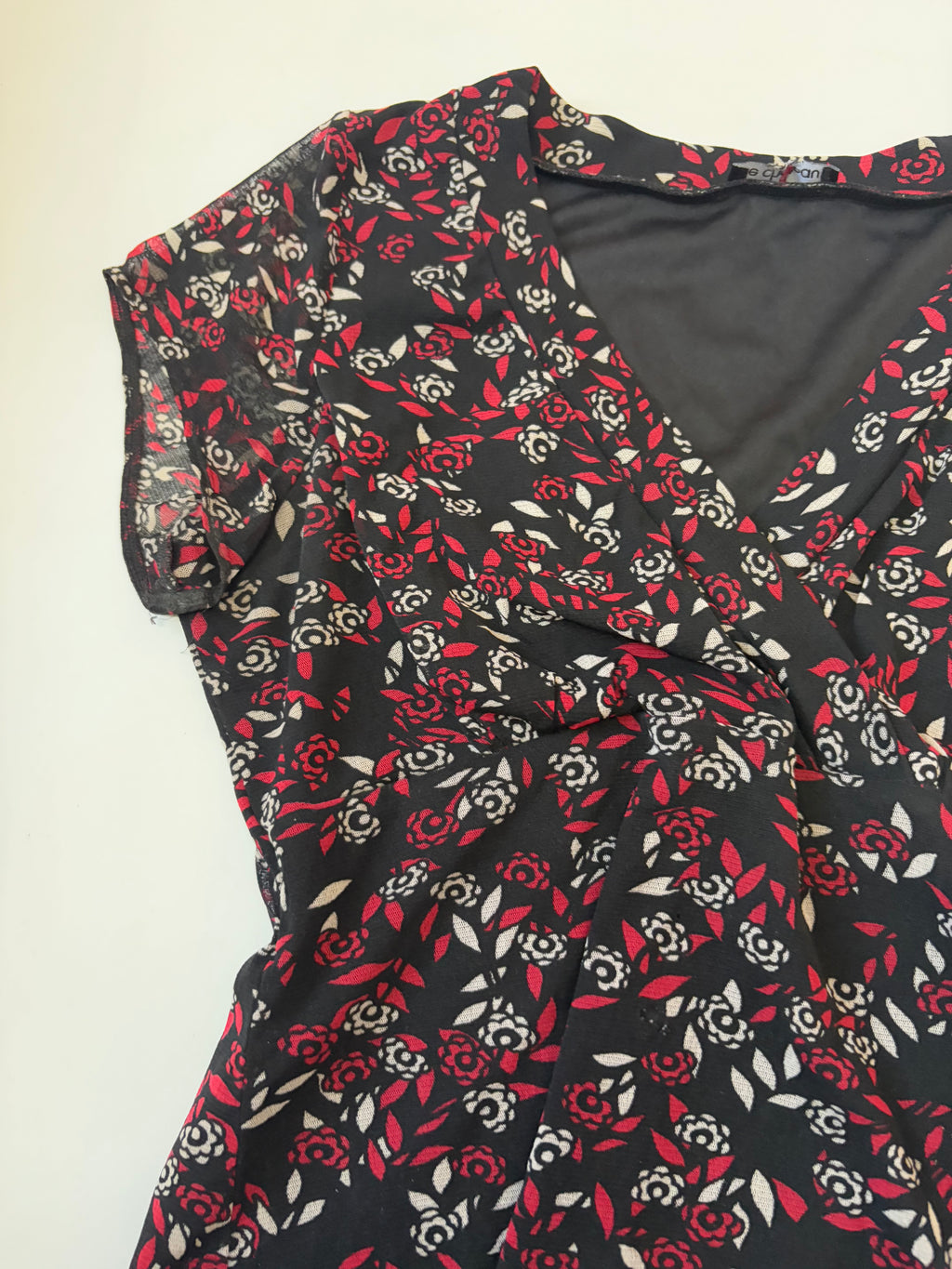 Le chateau black floral top(36-40inch)