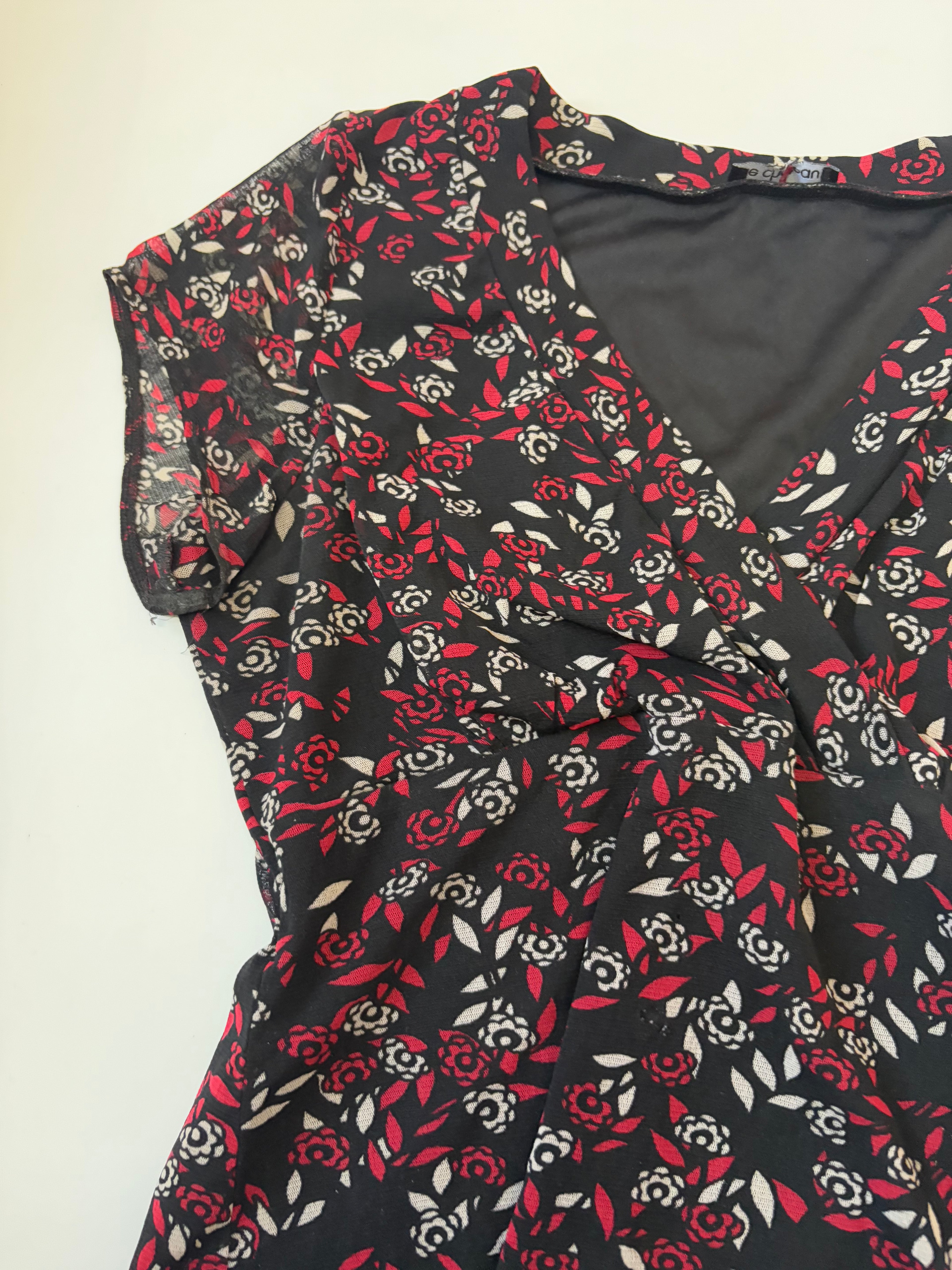 Le chateau black floral top(36-40inch)
