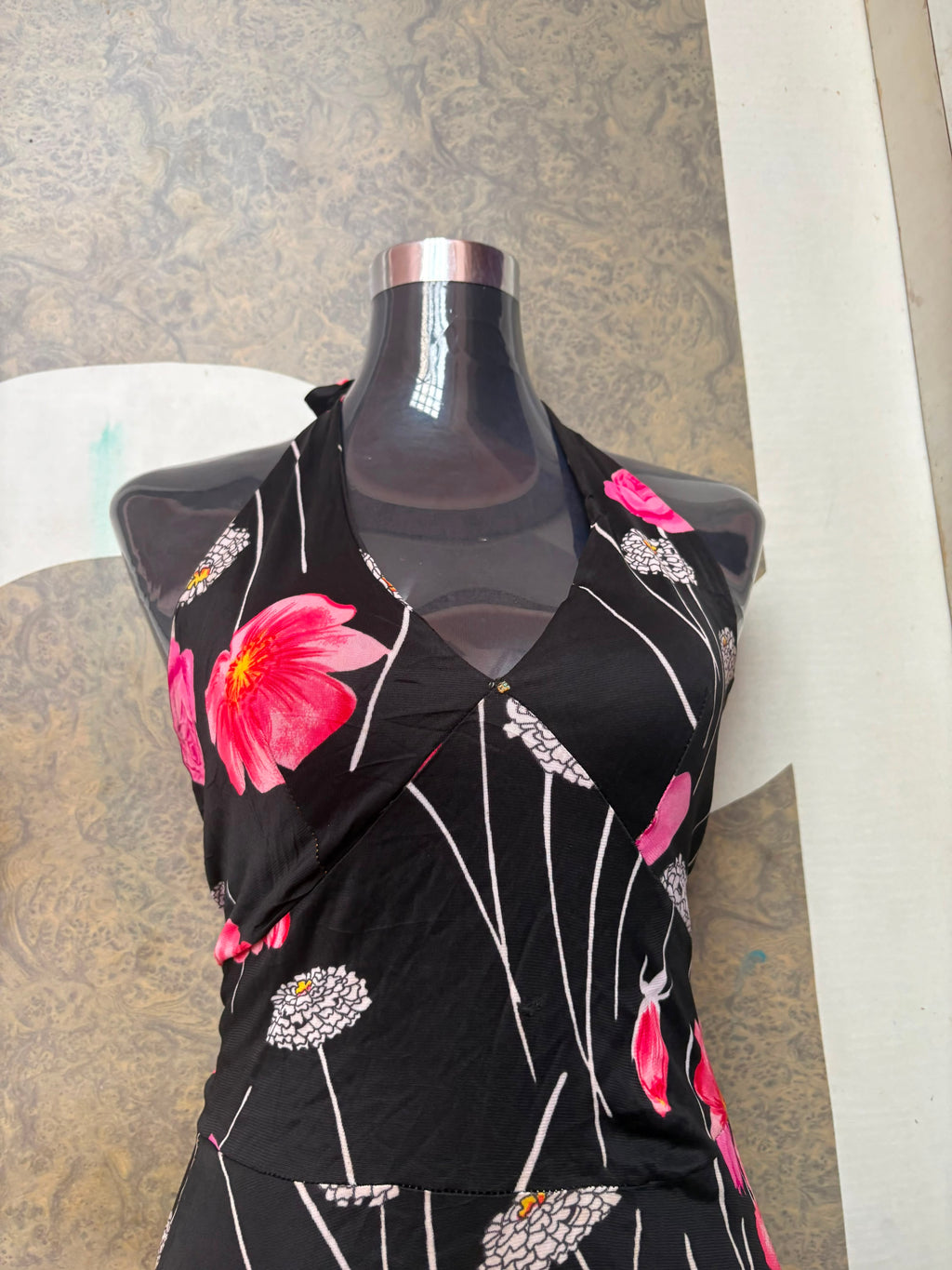 Black floral halter dress(32-34 inch)