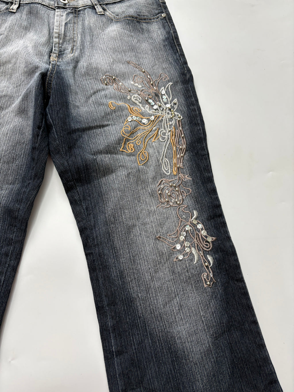 PASSIONTEX mid rise jeans floral beaded (30 inch)