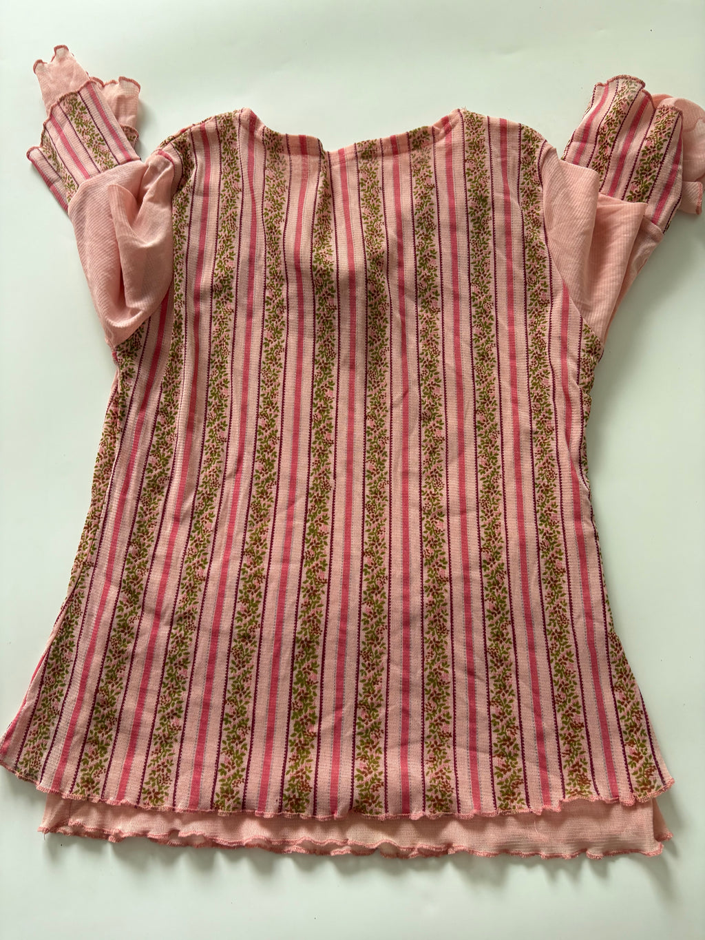 Pink v neck Barbie top(36 inch )
