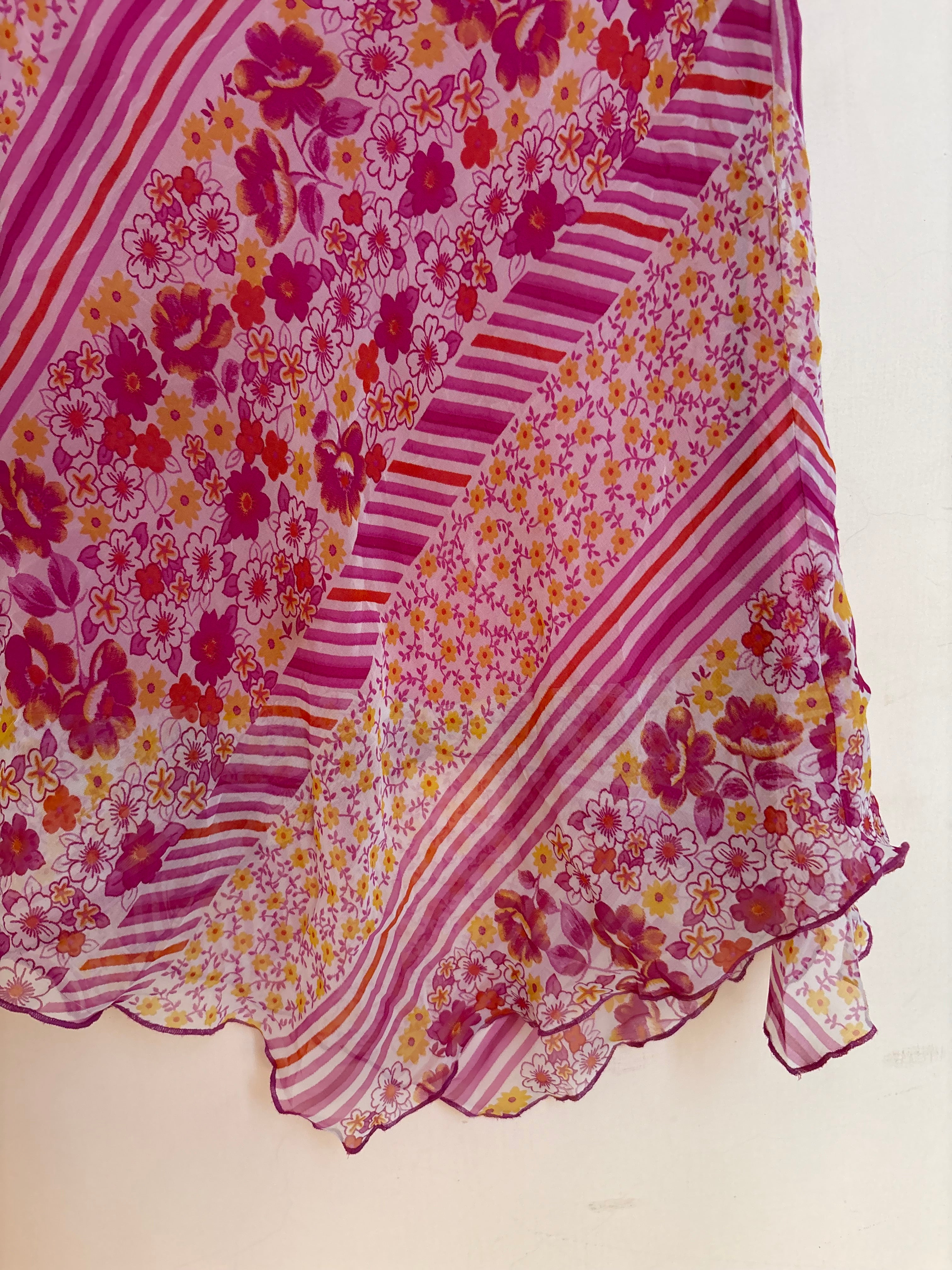 One one pink floral skirt(24-26 inch)
