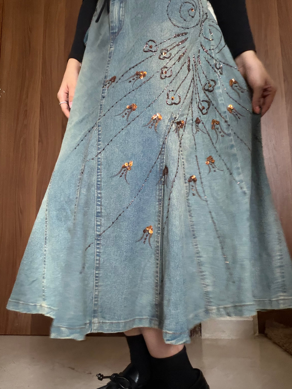 Brown beaded floral denim skirt(32 inch)