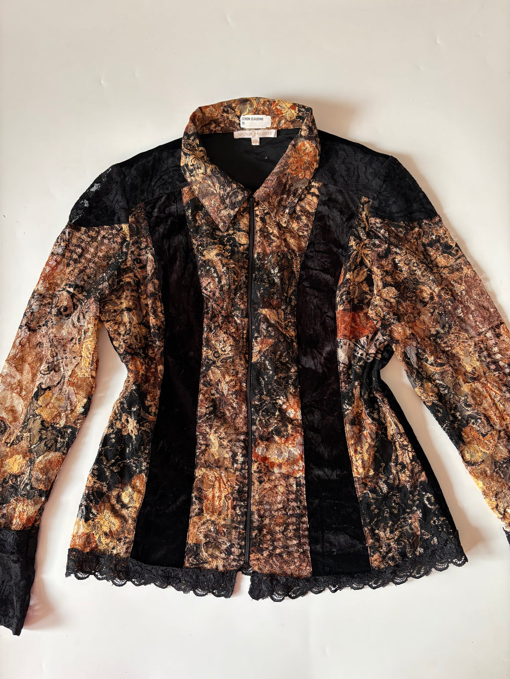unjour ailleurs velvet lace jacket (44inch)