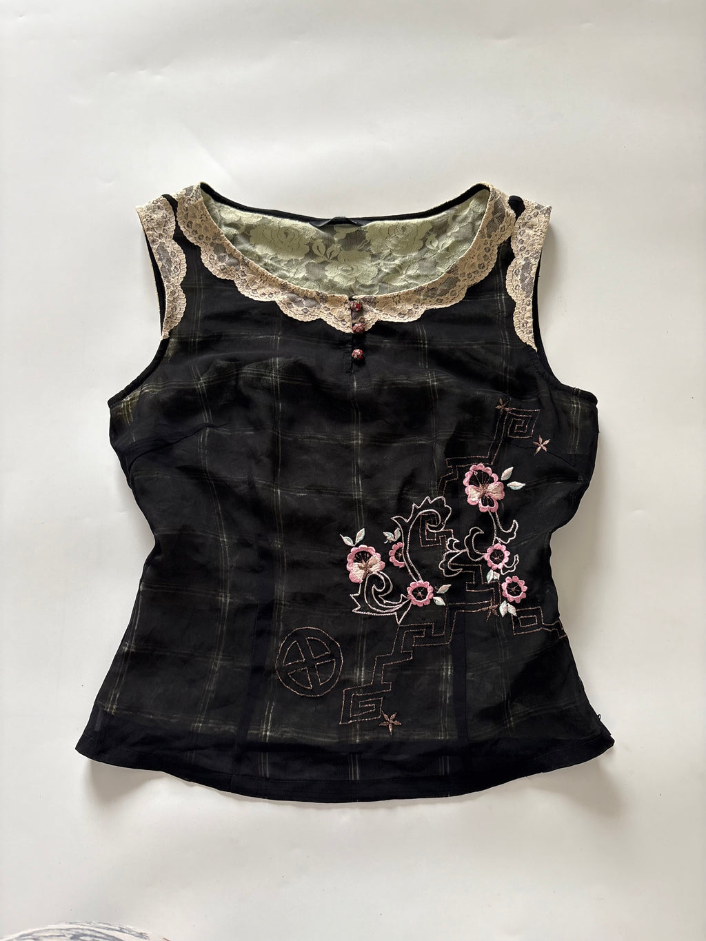UINIS black floral top(32-34 inch)