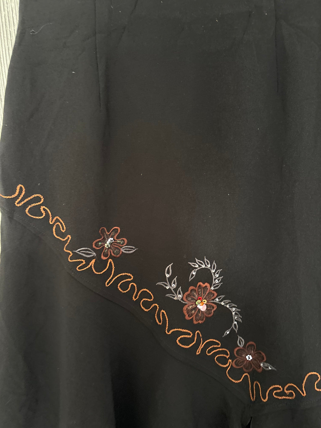 AQUASKIN floral black skirt(26 inch)