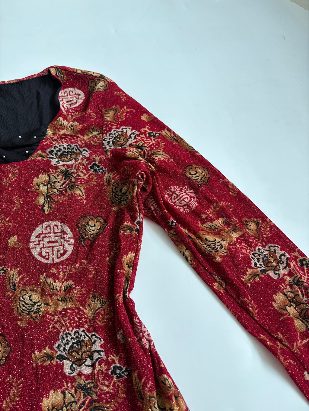 red glitter full sleeves top (38-42inch)