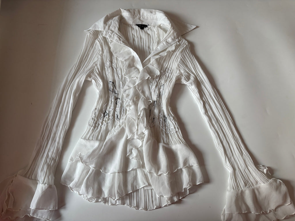 envie bell sleeves white top (42-44inch)