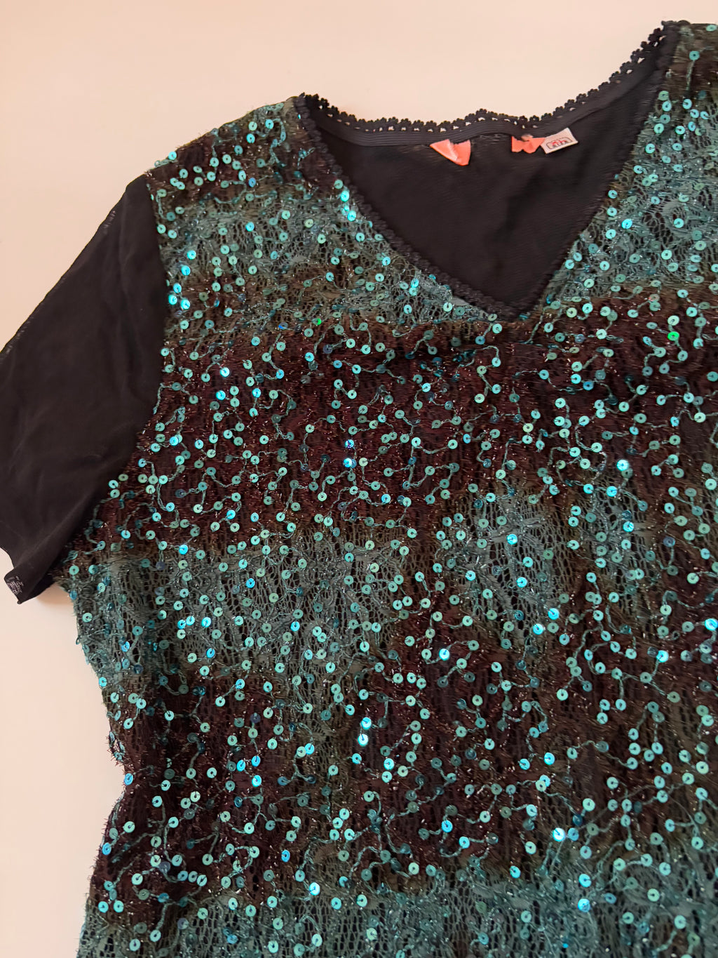 v neck sequin top (40-42inch)
