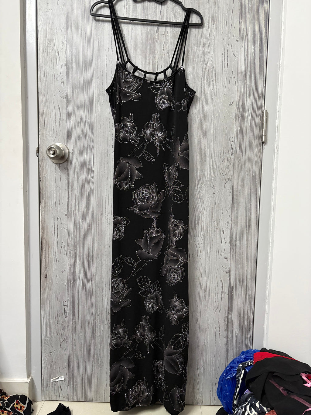 black rose sparkly dress (34-36inch)
