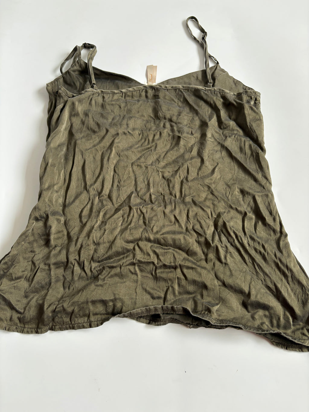 phard 100% silk olive green cami (32-34inch)