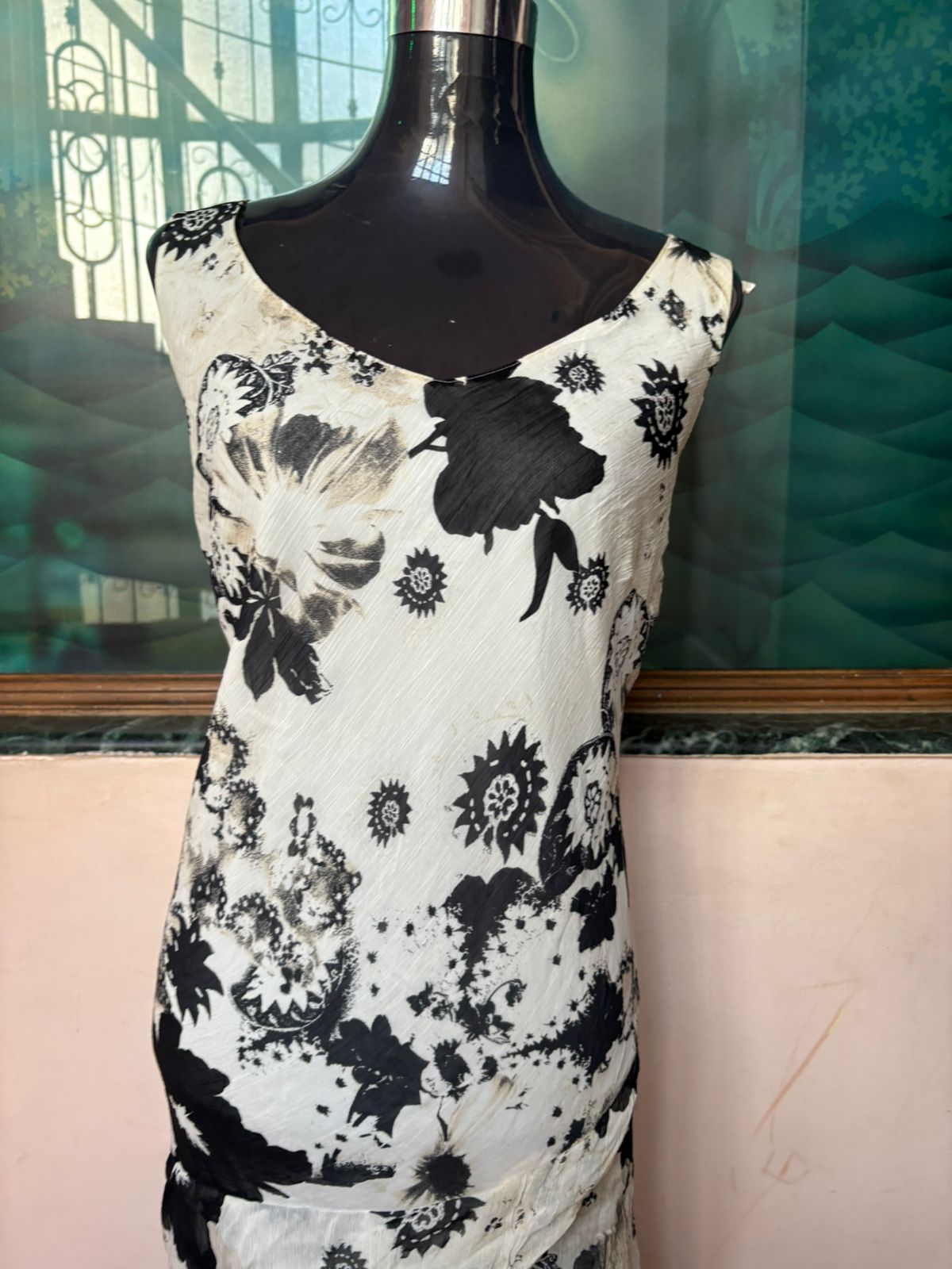 white/black floral dress (44-46inch)